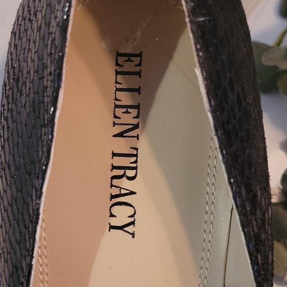 ELLEN TRACY CLASSIC POINTED FAUX REPTILE POINTED TOE PUMP SIZE 9 - Picture 6 of 7
